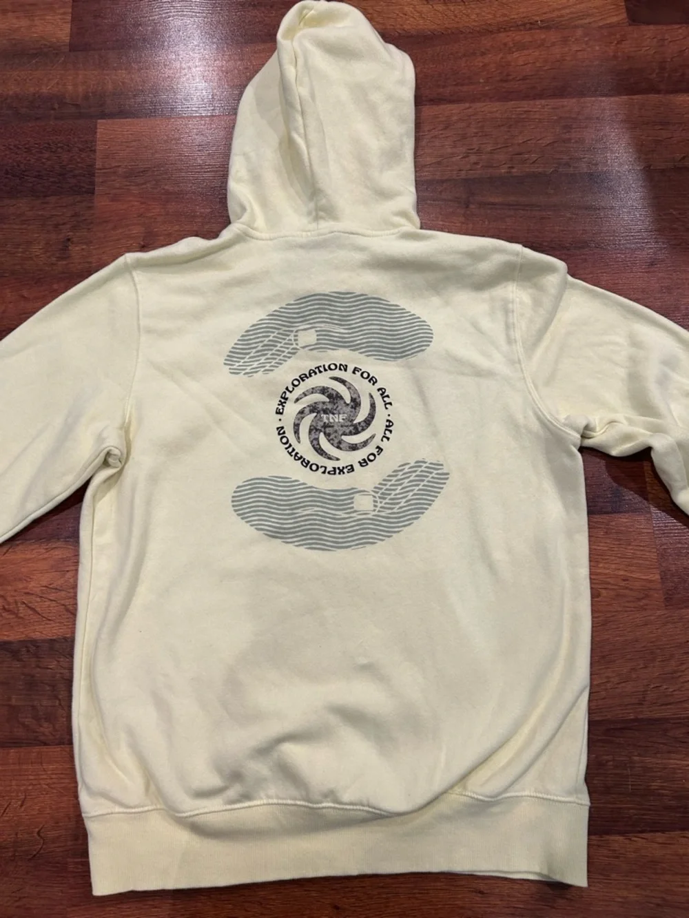 The North Face Brand Proud Hoodie Sweatshirt Men’s Medium Yellow Pullover